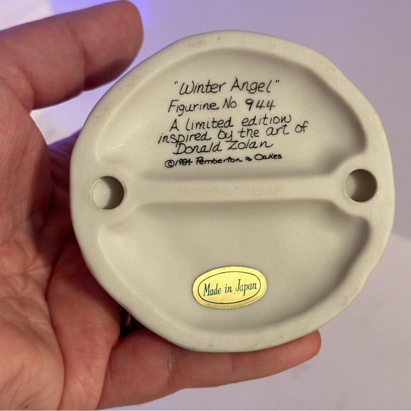 Pemberton & Oakes Zolan's Children Winter Angel Figurine, Limited Edition, 1984 - Picture 6 of 7